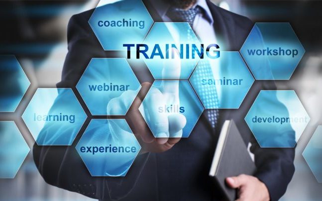 Virtual management training 700x467 e1557250570627